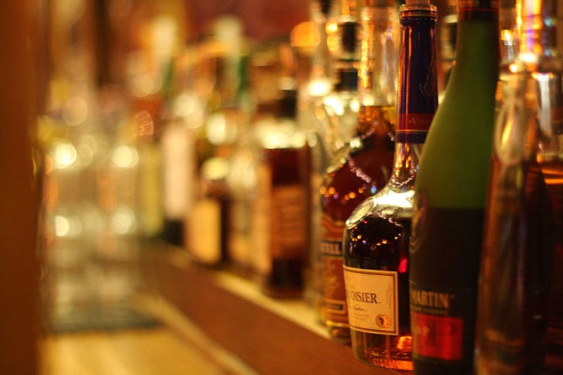Beautiful restaurant and grill for sale in Mammoth Lakes