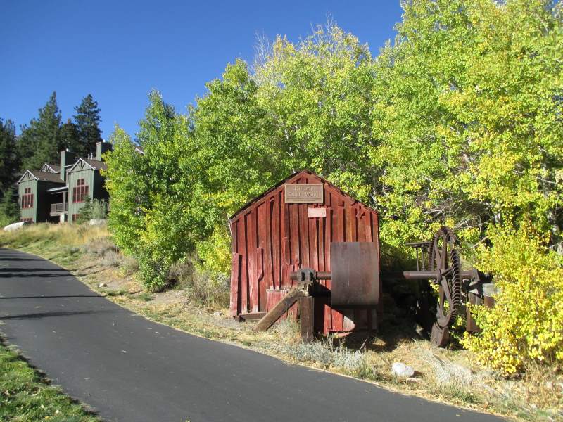 Mammoth Lakes Neighborhoods: Old Mammoth 4 remnants of the Old days in Mammoth Lakes