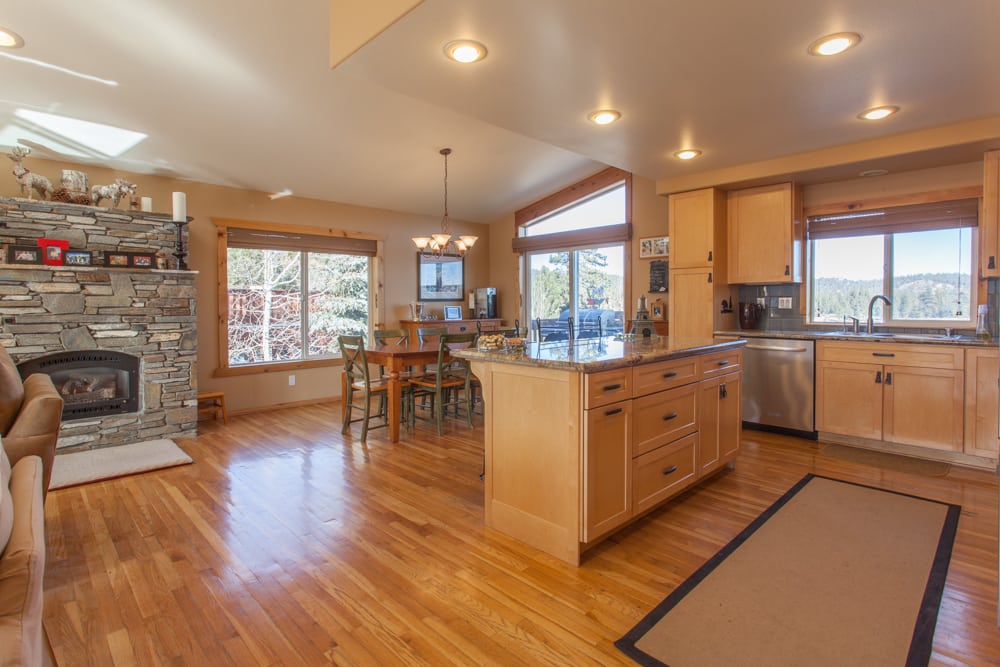 Real Estate Market Trends: Mammoth Lakes, California May 2014 5 The Trails home for sale