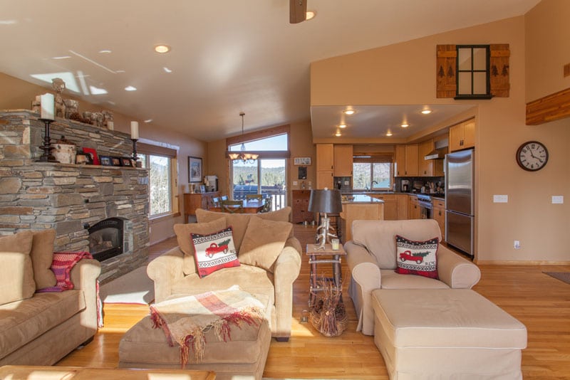Home for Sale in Mammoth: The Trails Neighborhood 4 Beautiful Mammoth Home