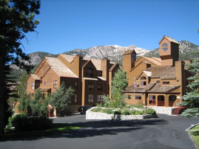 What are the cheapest condominiums for sale in Mammoth Lakes?