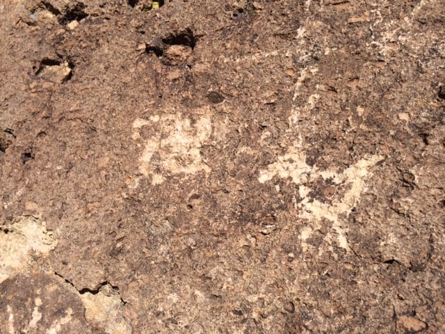 Hiking Near Mammoth Lakes: Native American Petroglyph Hike 4 I dont' know what the hell this is but it looks like a chicken.