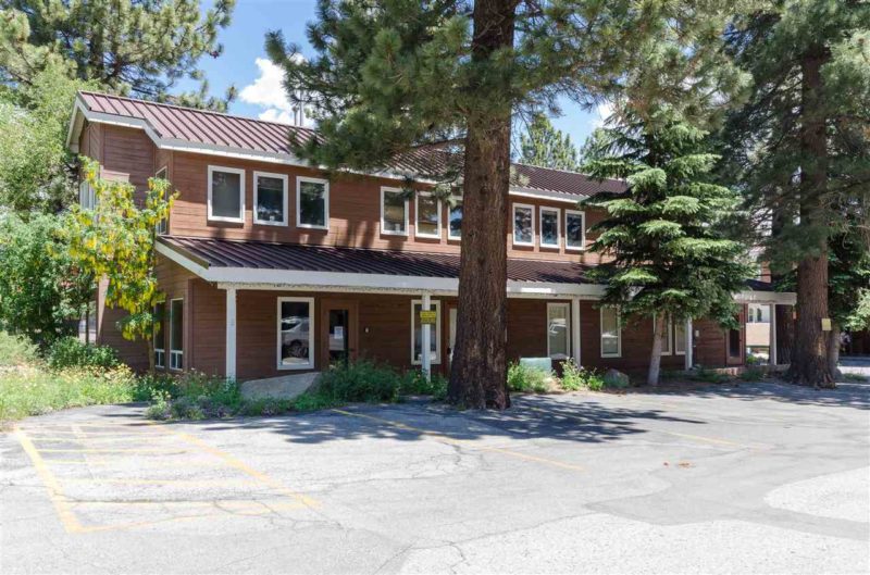 325 Old Mammoth Road: Rincon Professional Center