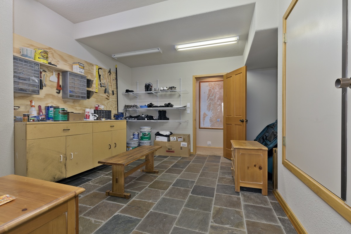 Ski Room 