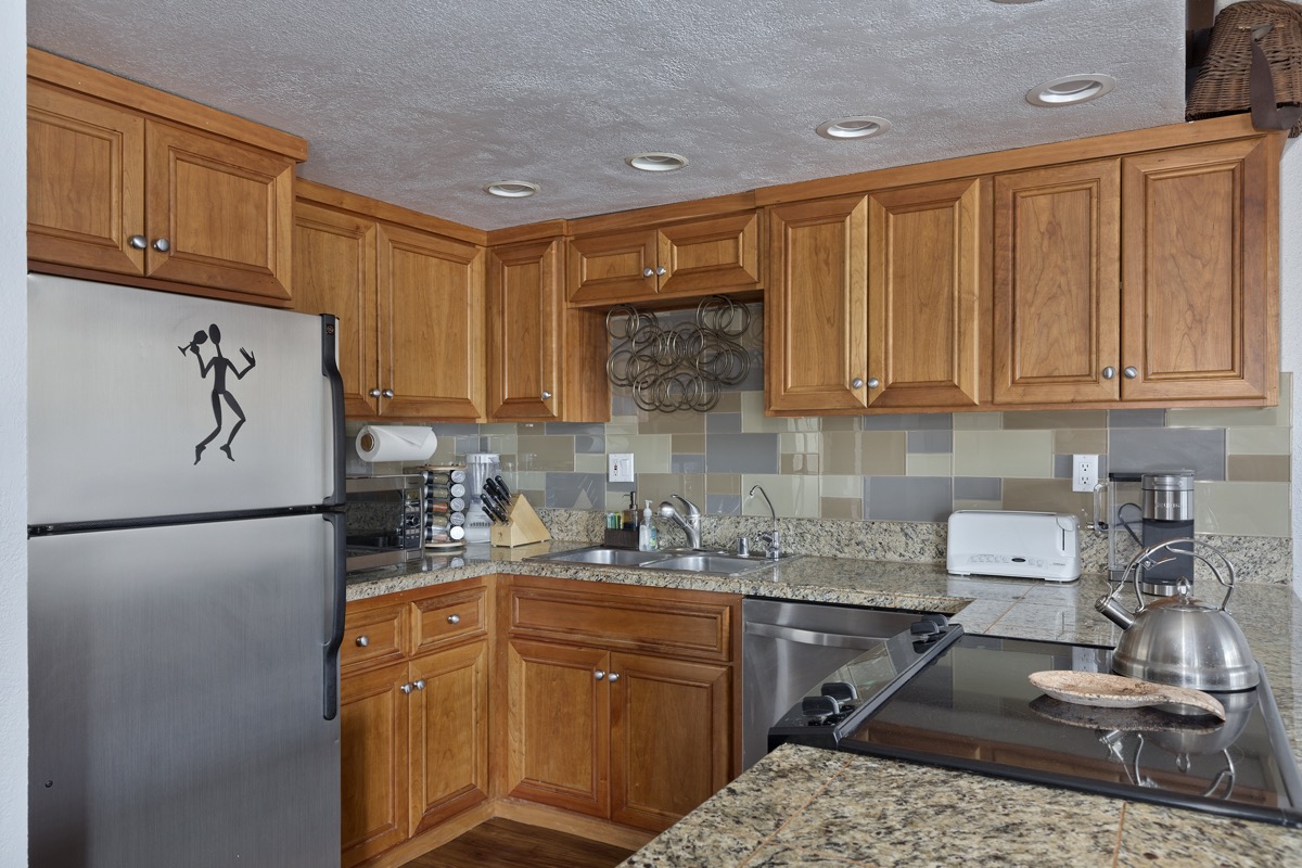 To show the kitchen of Fireside 102
