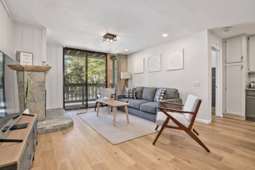 Crestview Condominiums #37 (Sold)