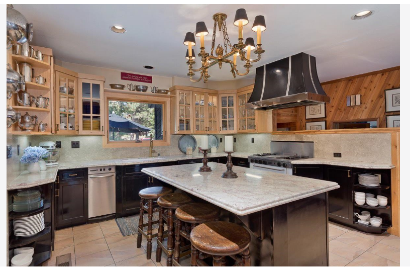Market Report: February 2025 18 26 Sugar Pine Drive 1