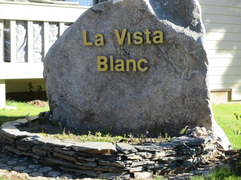 La Vista Blanc Condos for Sale