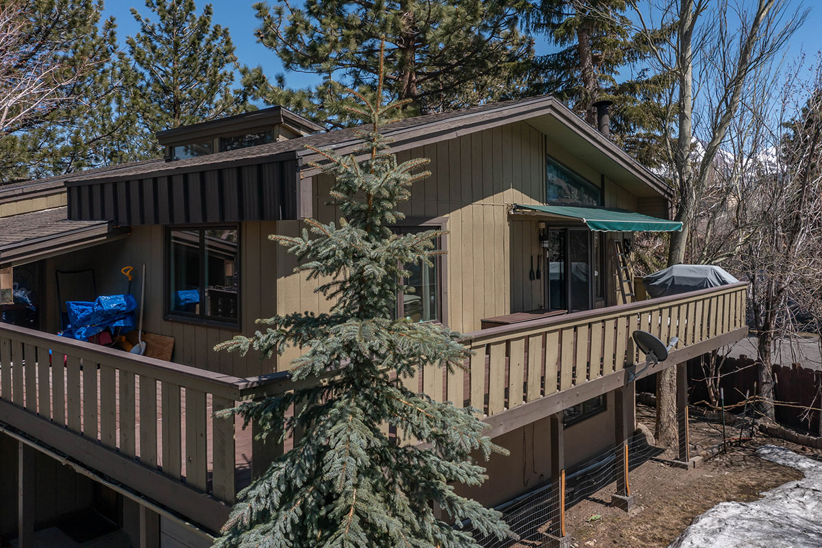 Central Mammoth Lakes Homes for Sale